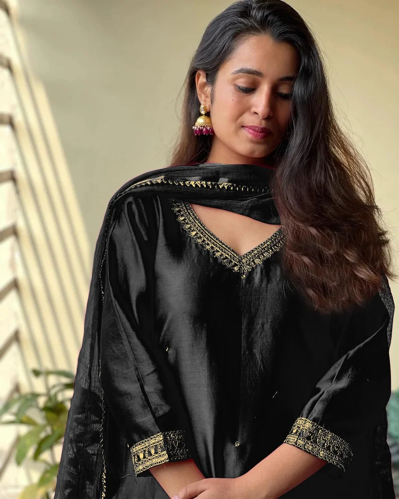 GoSriKi  GoSriKi Women's Rayon Blend Straight Embroidered Kurta with Pant & Dupatta (BAGICHA BLACK-GS_XXL_Black_XX-Large) for Women | Best Price UAE